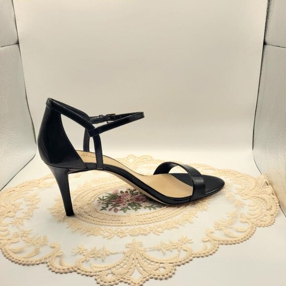 Michael Kors Simone Black Patent Leather Ankle Strap 9.5 Sandal Heels - Picture 3 of 4